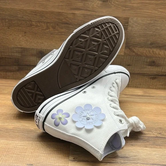 CONVERSE White High-Top Sneakers with Floral Design - Picture 3 of 8